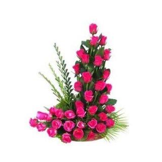 41 गुलाबी गुलाब टोकरी में - ताज़े फूल दुबई