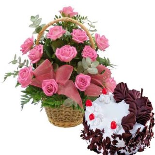 ตะกร้ากุหลาบสีชมพู 18 ดอก พร้อมเค้กแบล็กฟอเรสต์ 1 กก. - ดอกไม้สด ดูไบ